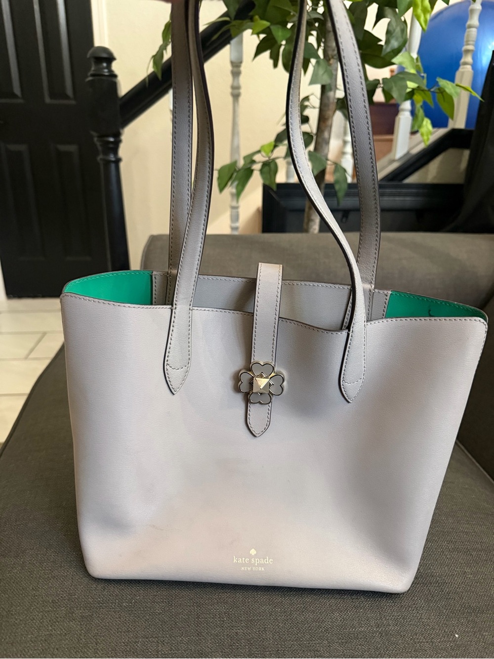 kate spade pale mauve leather tote with gold floral clasp